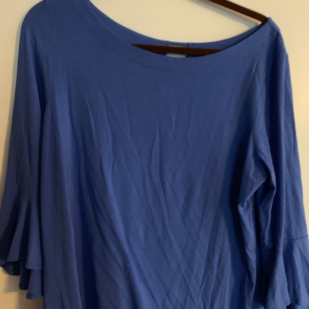 Lilly pulitzer blue quarter sleeve t-shirt